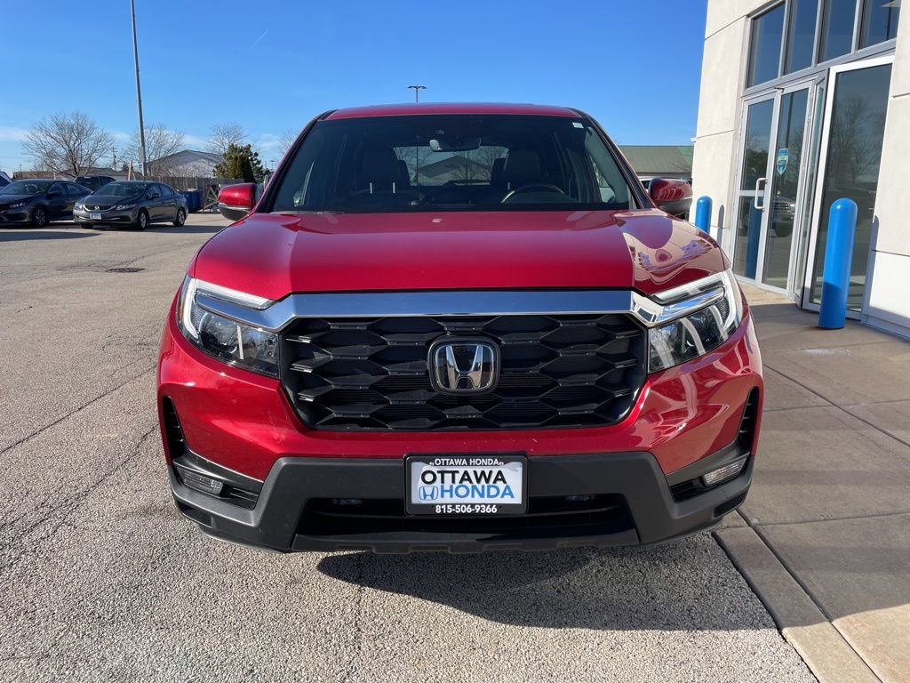 Used 2025 Honda Passport EX-L image 3