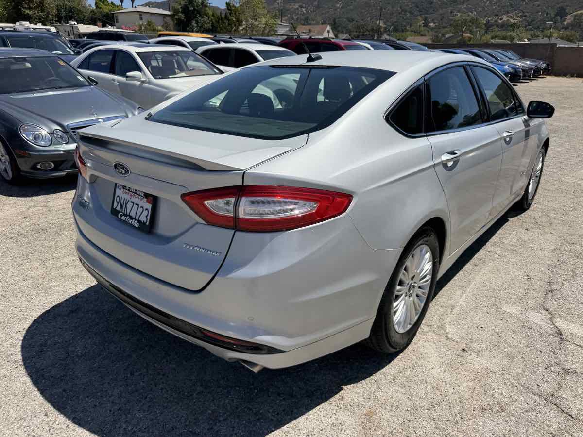 Used 2014 Ford Fusion Energi Titanium FWD image 4