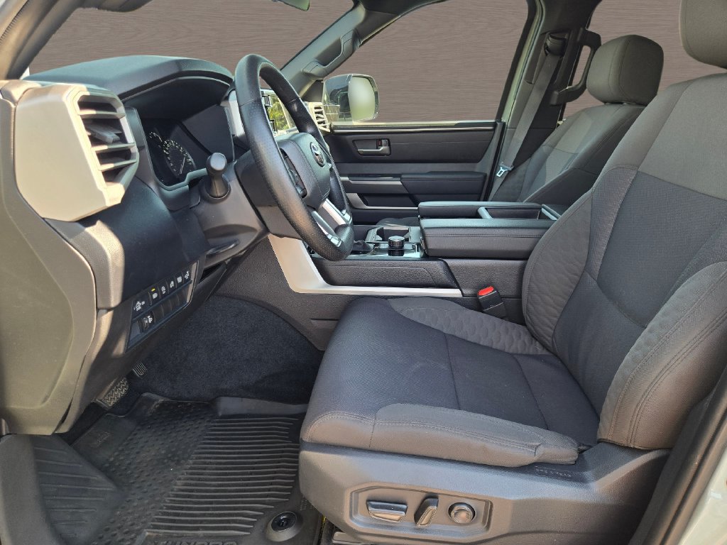 Used 2025 Toyota Tundra SR5 w/ SR5 Convenience Package RWD image 21