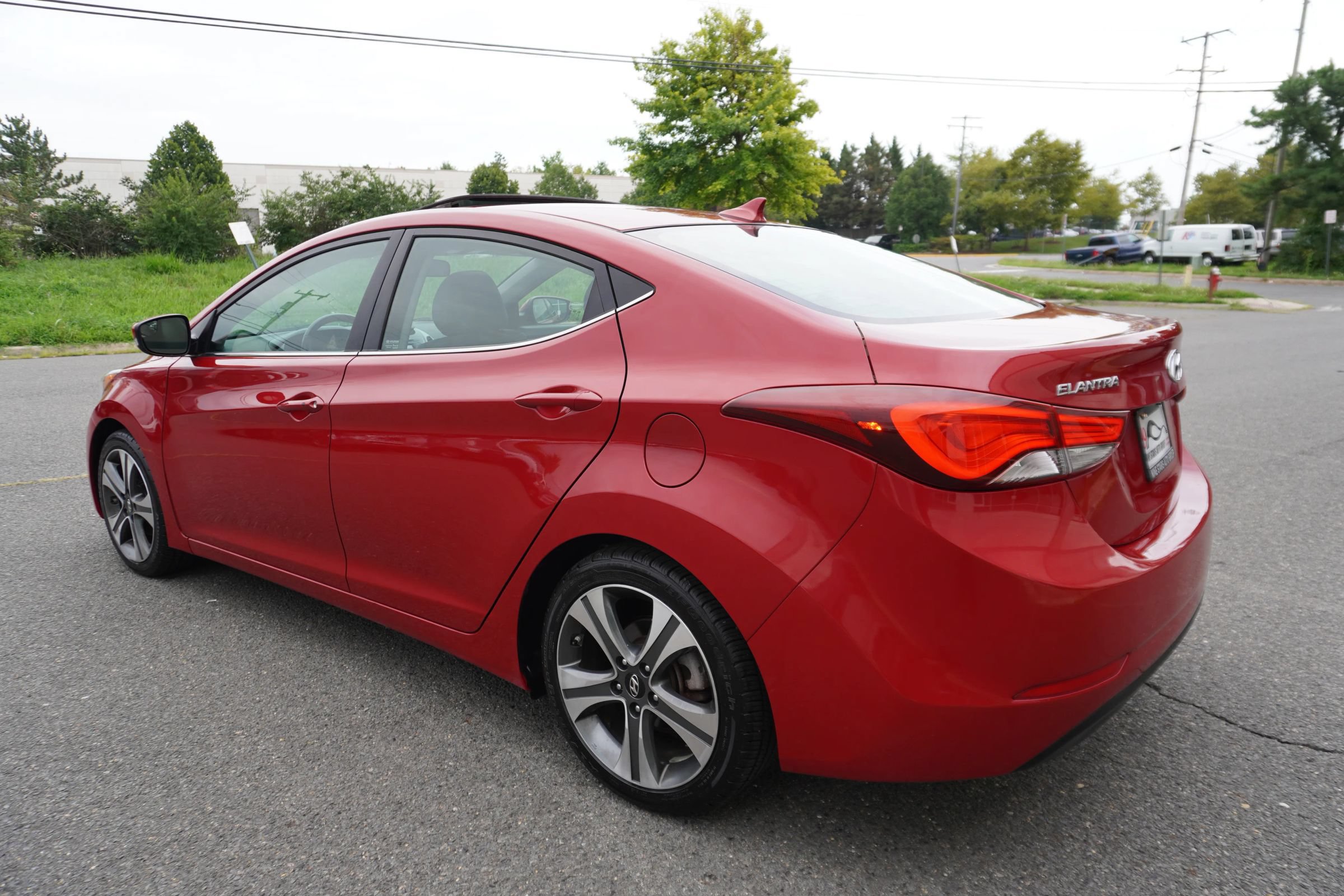 Used 2015 Hyundai Elantra Sport FWD image 5