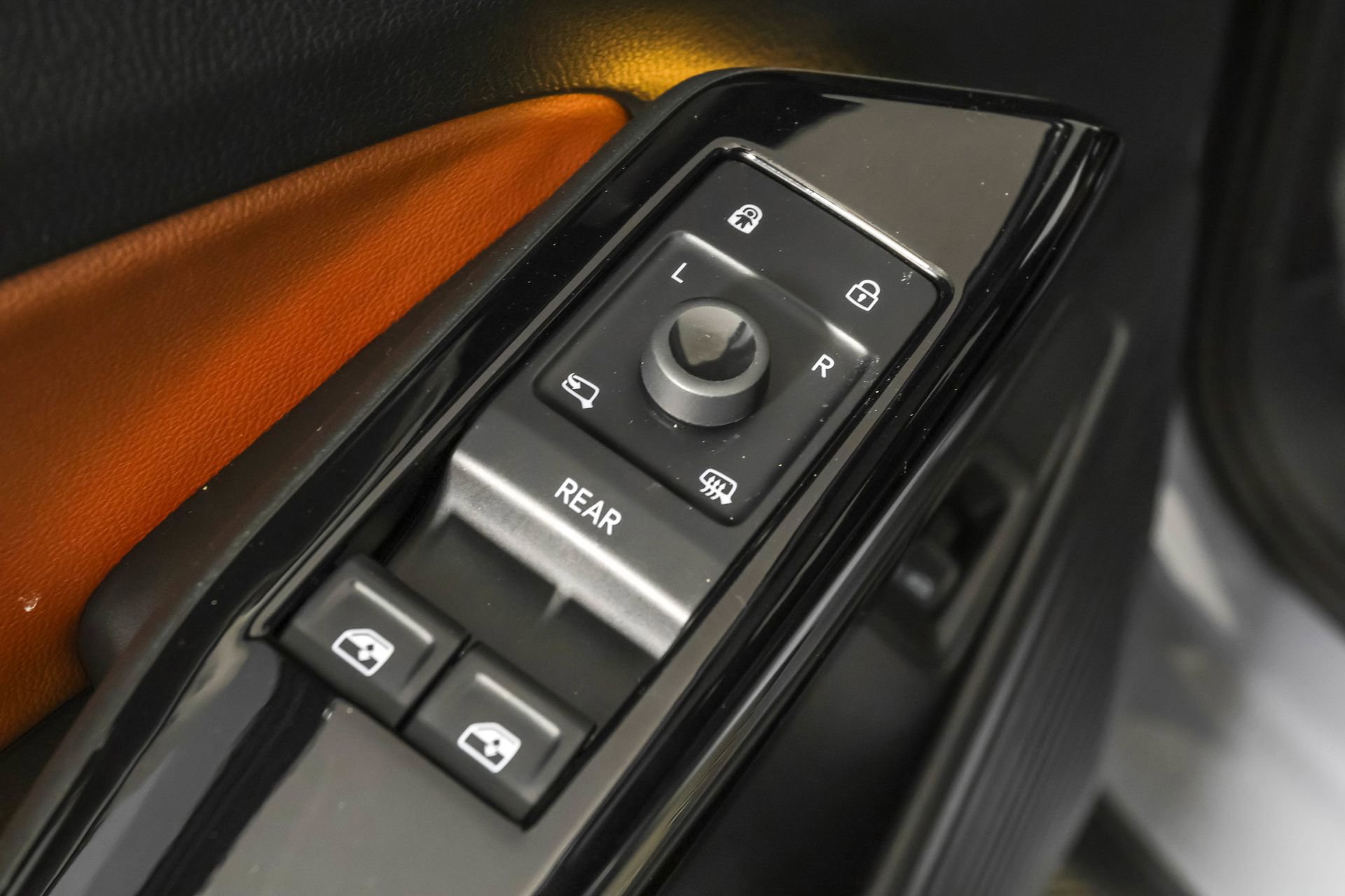 Used 2021 Volkswagen ID.4 Pro S image 37