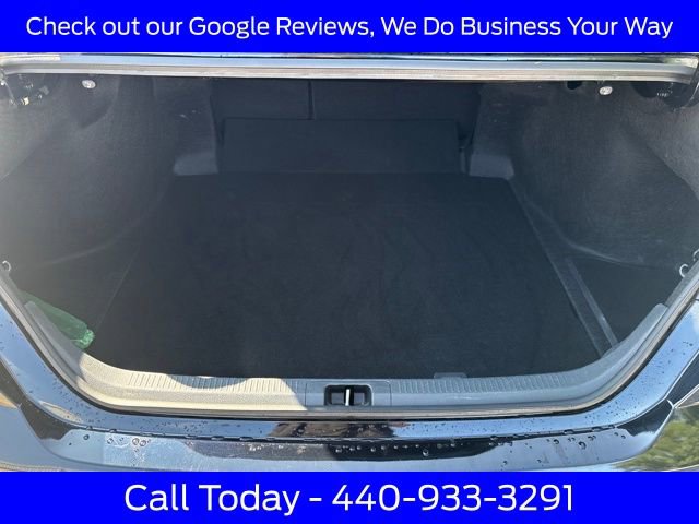 Used 2025 Toyota Camry SE image 23