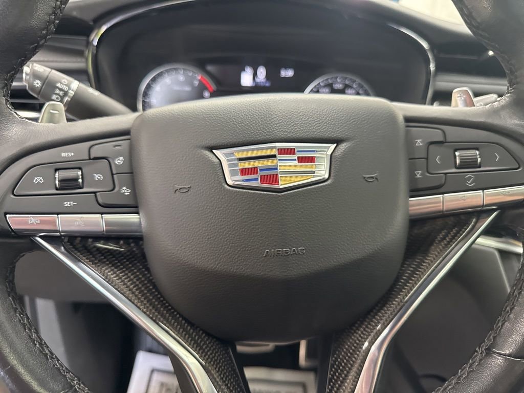 Used 2023 Cadillac XT6 Sport AWD/4WD image 29