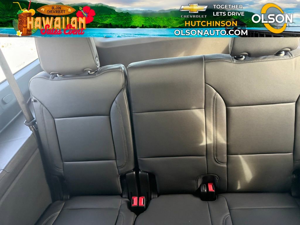New 2026 Chevrolet Suburban LT w/ Comfort Package image 17