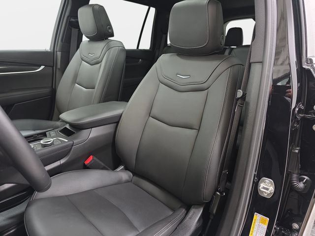 Certified 2024 Cadillac XT6 Sport w/ Technology Package AWD/4WD image 12