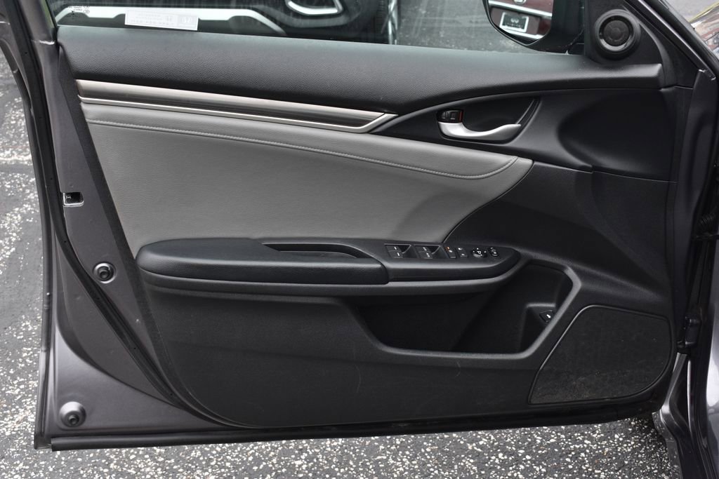 Used 2021 Honda Civic EX-L image 9