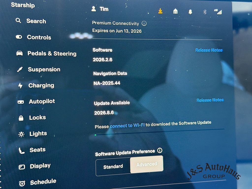 Used 2022 Tesla Model X Plaid image 17