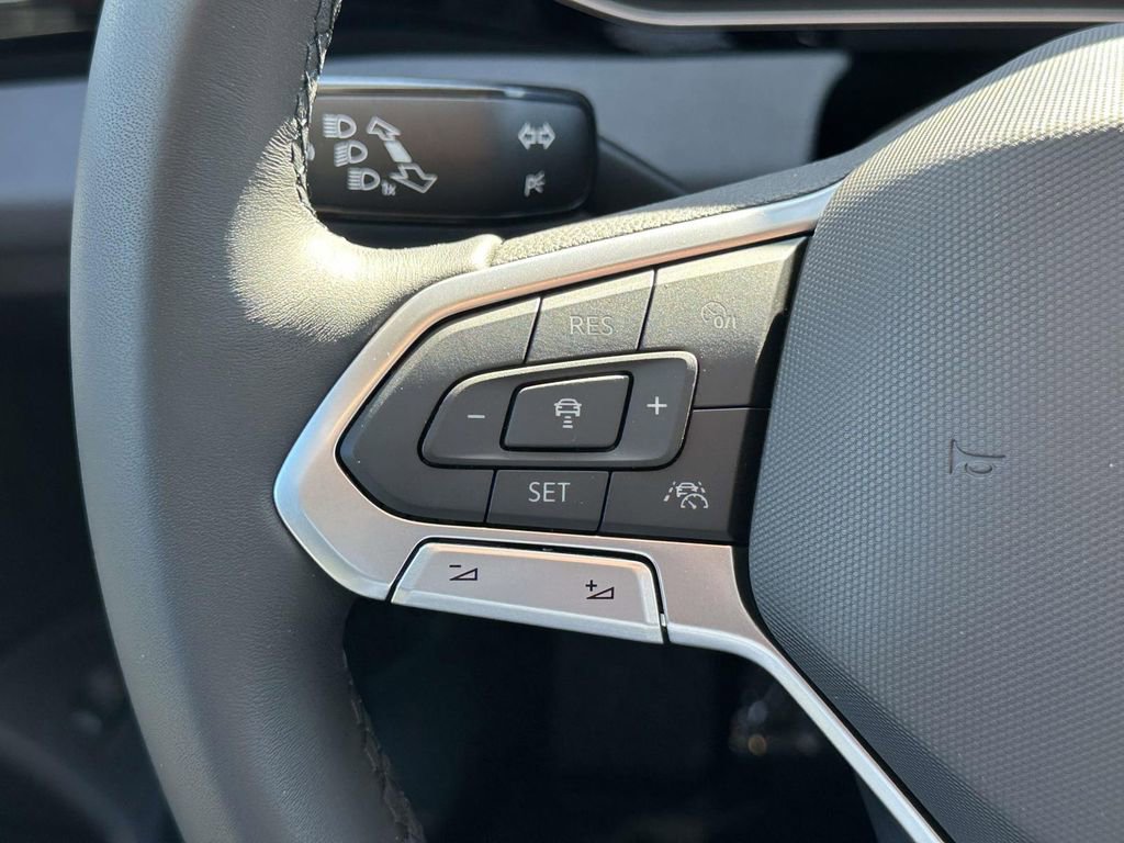 New 2026 Volkswagen Jetta SE image 17