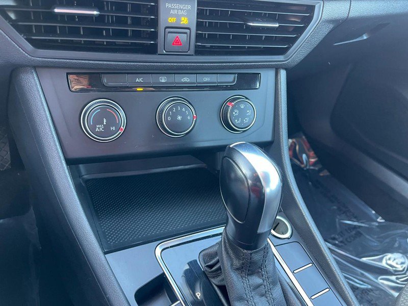 Used 2019 Volkswagen Jetta R-Line image 23