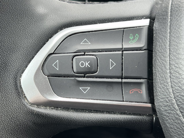 Used 2024 Jeep Compass Latitude w/ Convenience Group AWD/4WD image 20