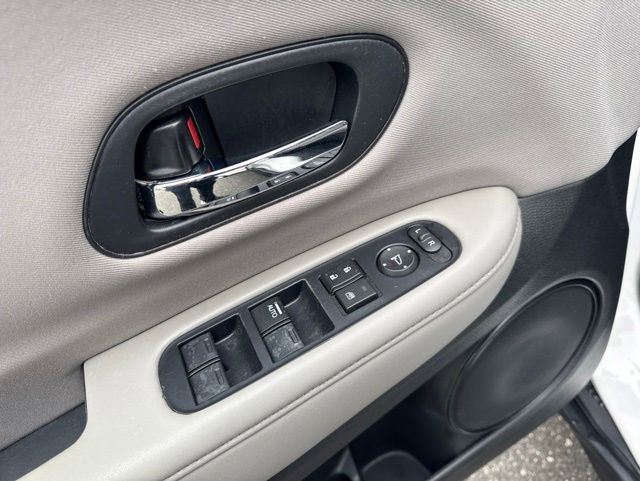 Used 2016 Honda HR-V LX image 22