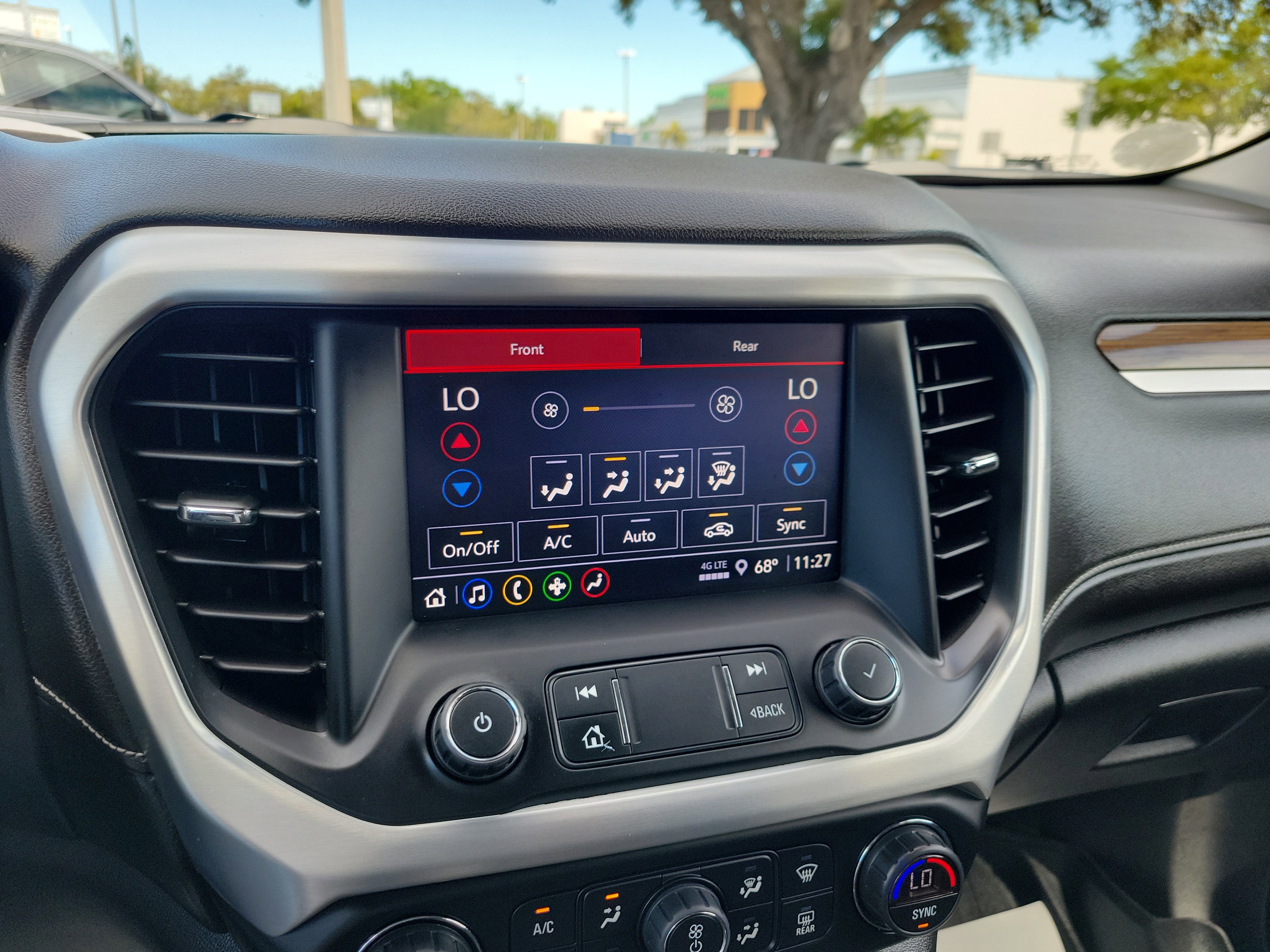 Certified 2022 GMC Acadia SLE w/ Driver Convenience Package image 25