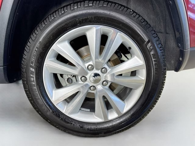 Used 2013 Jeep Grand Cherokee Laredo AWD/4WD image 35