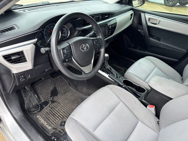 Used 2016 Toyota Corolla LE FWD image 15