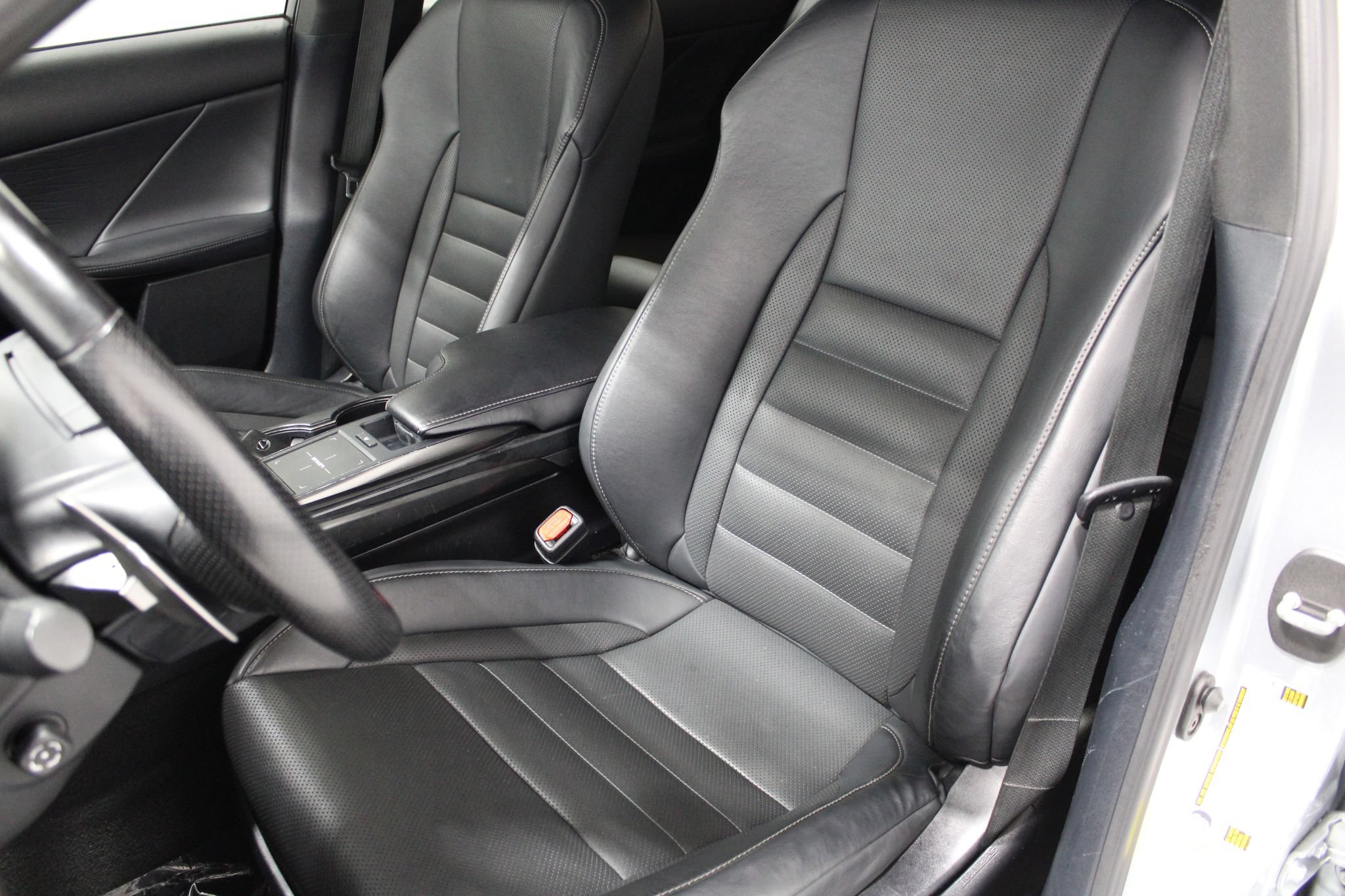 Used 2023 Lexus IS 350 F Sport w/ Memory Package RWD image 12