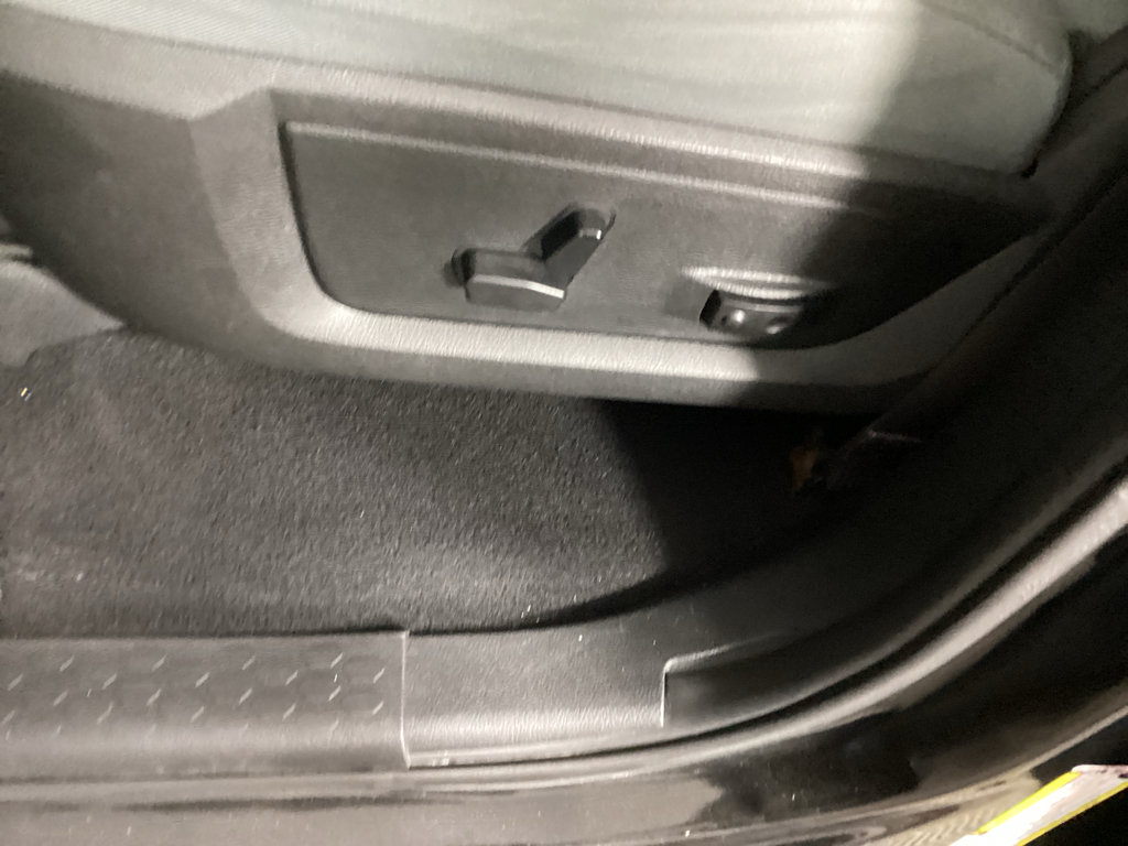 Used 2018 RAM 1500 Big Horn AWD/4WD image 15
