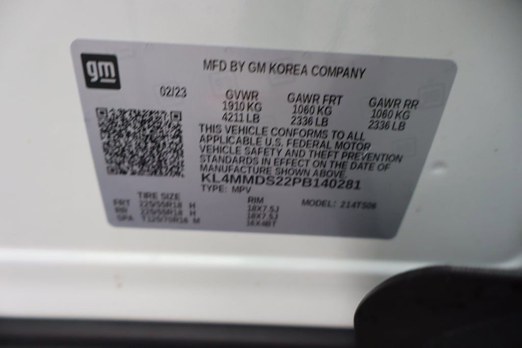 Used 2023 Buick Encore GX Select w/ Safety Package II image 36