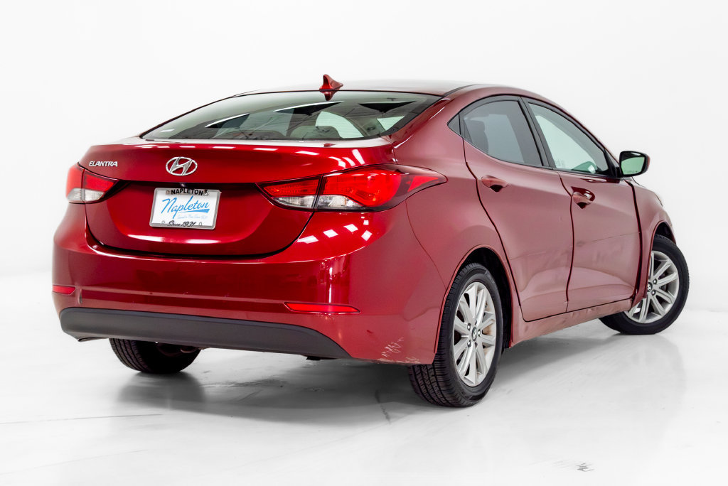 Used 2014 Hyundai Elantra SE w/ Option Group 02 FWD image 26