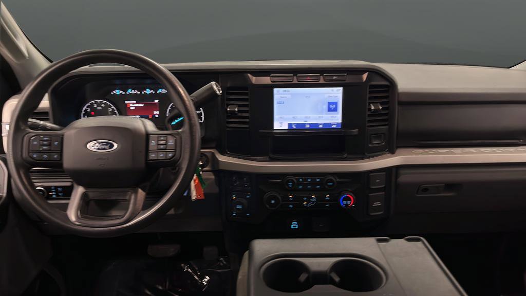 Used 2023 Ford F250 XLT image 11