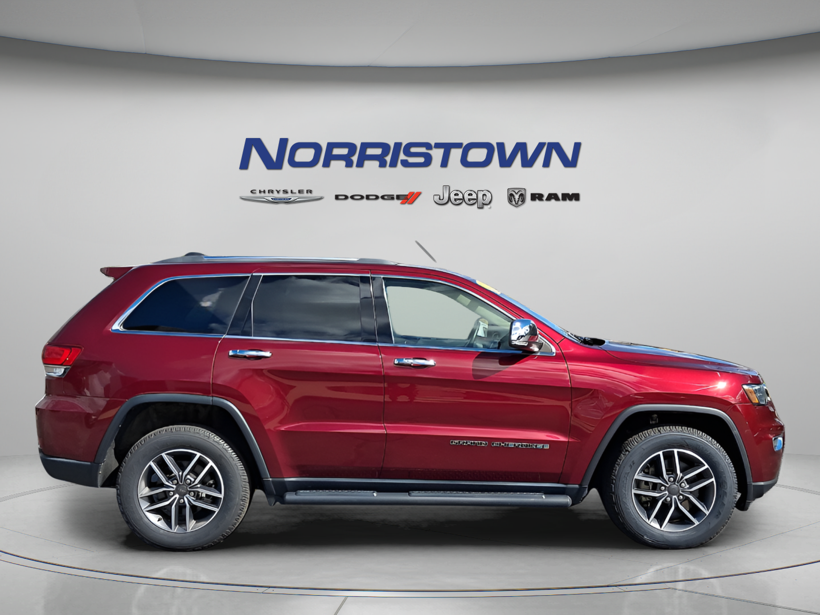 Certified 2021 Jeep Grand Cherokee Limited w/ Premium Lighting Group AWD/4WD image 7