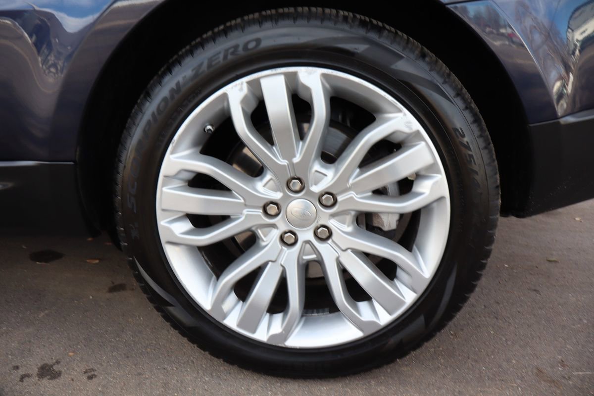 Used 2014 Land Rover Range Rover Sport HSE image 42