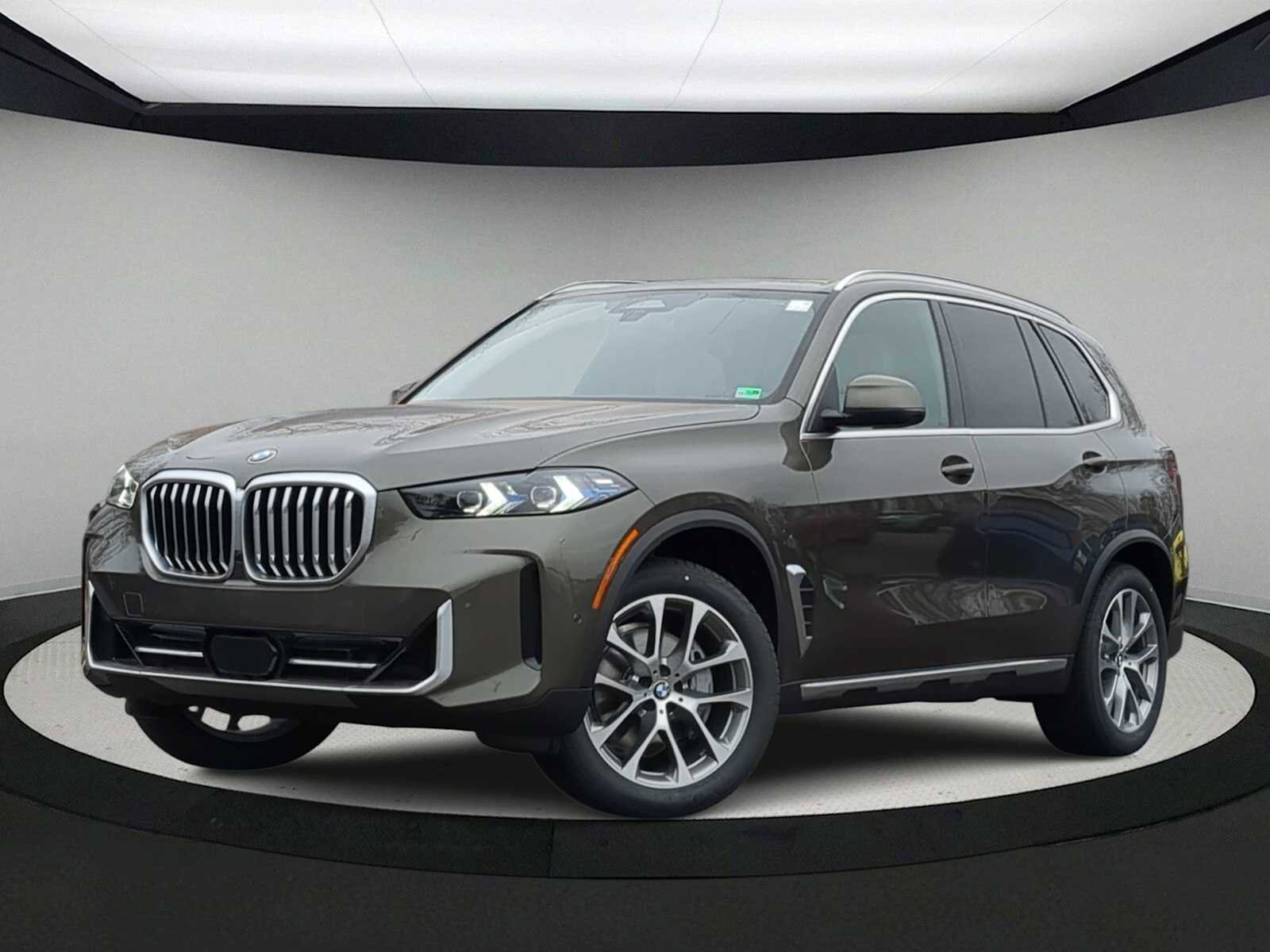 New 2026 BMW X5 xDrive40i w/ Executive Package image 1