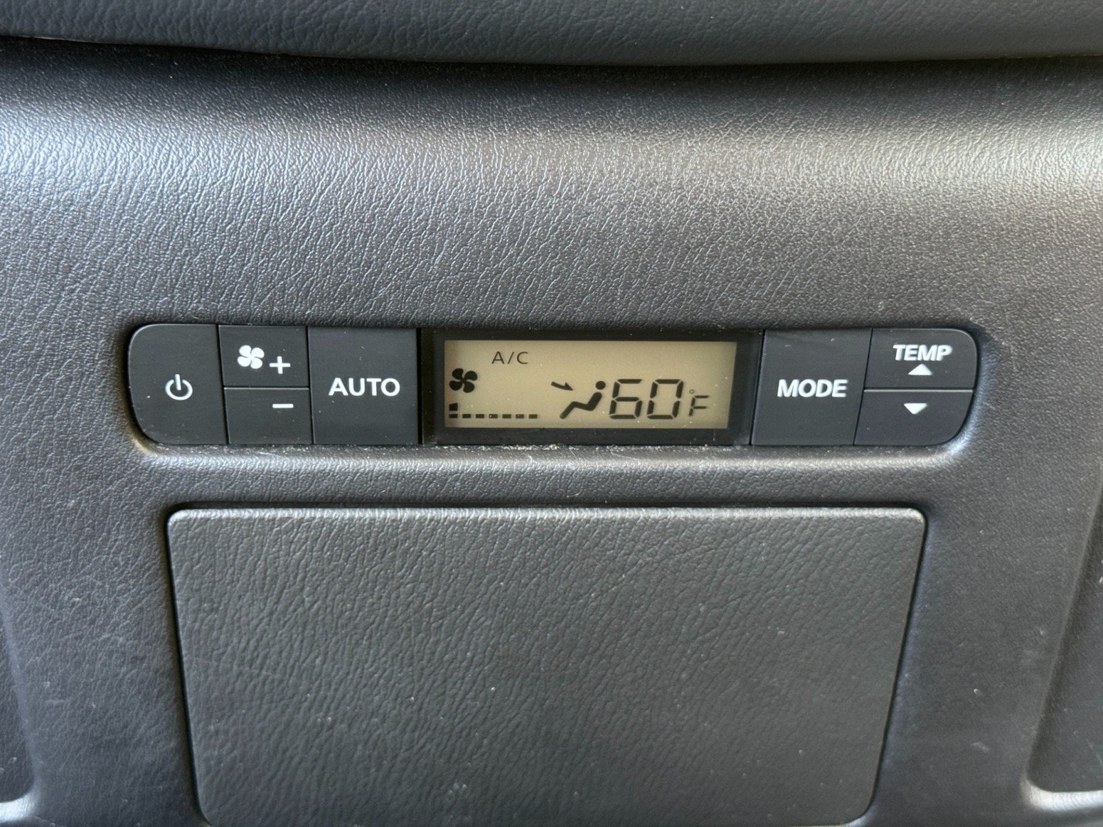 Used 2023 Nissan Armada SV w/ Cargo Package RWD image 33