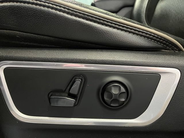Used 2020 RAM 1500 Laramie AWD/4WD image 14