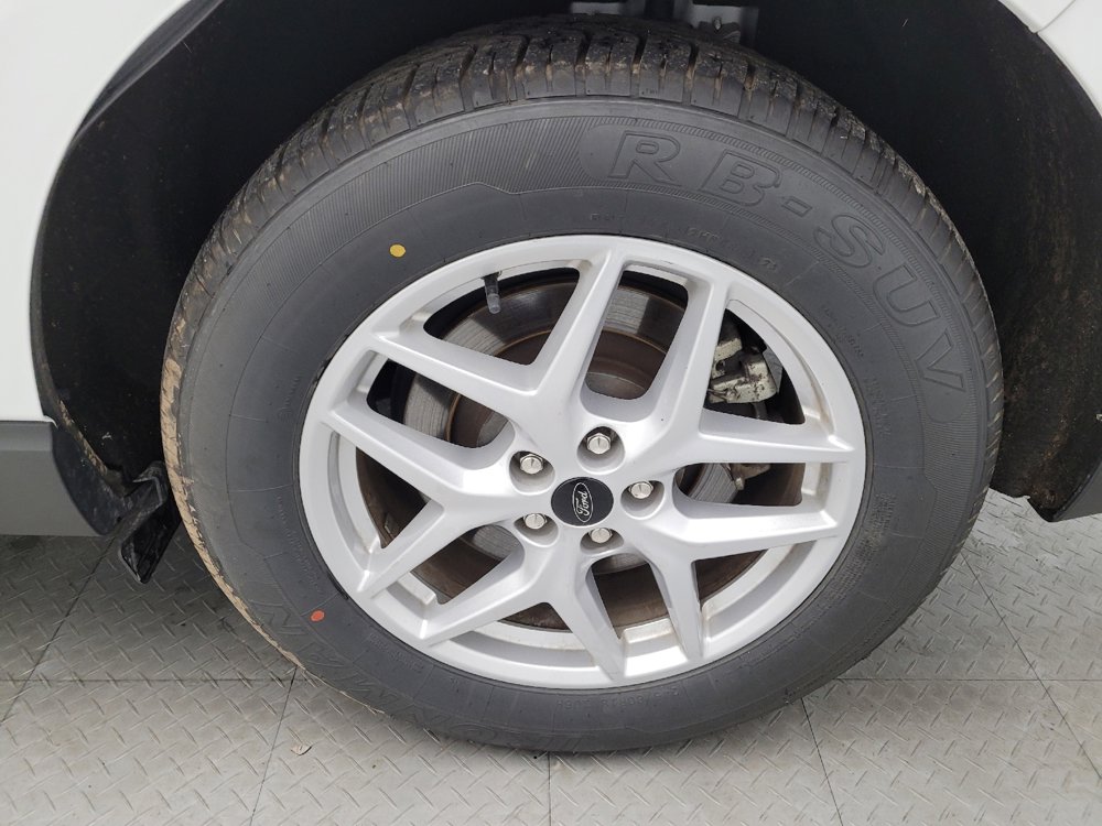 Used 2024 Ford Edge SEL image 31