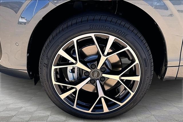 New 2026 Audi Q3 quattro 2.0T image 8