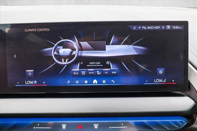 Used 2025 BMW X3 xDrive30i image 19