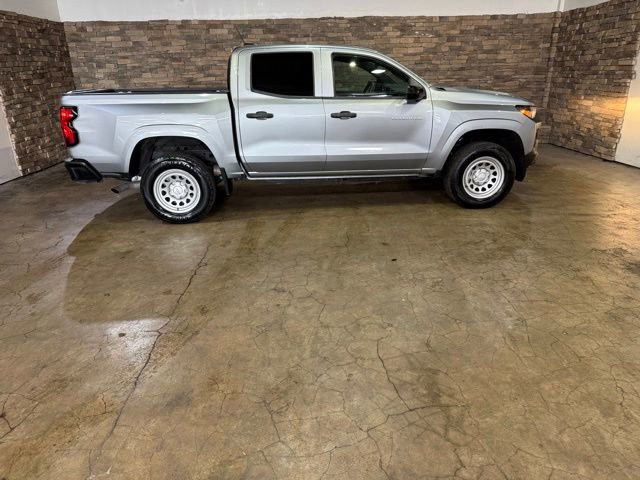 Used 2024 Chevrolet Colorado W/T w/ Advanced Trailering Package RWD image 4