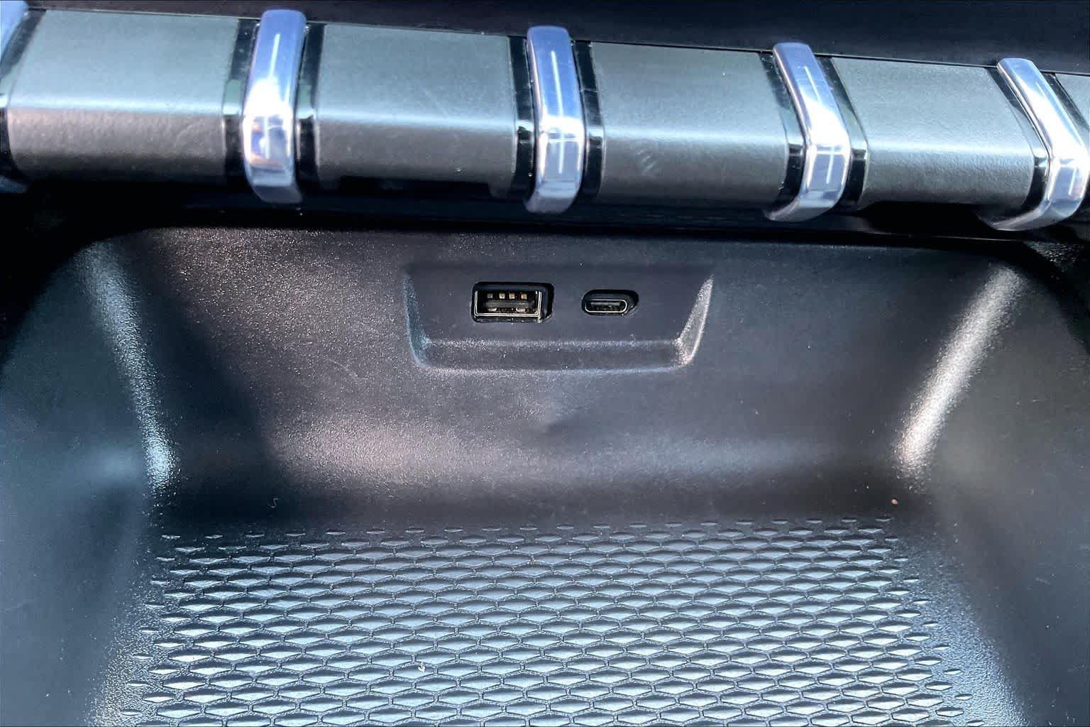 Certified 2026 GMC Terrain Elevation FWD image 33