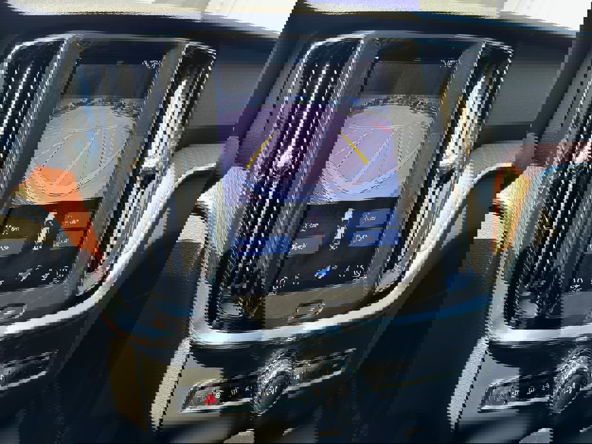 Certified 2022 Volvo S60 T8 R-Design Expression w/ Protection Package Premier image 20