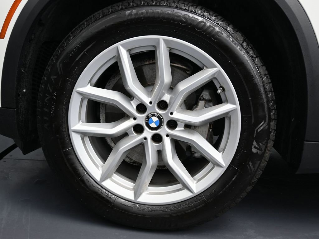 Used 2021 BMW X5 xDrive40i w/ Convenience Package image 13