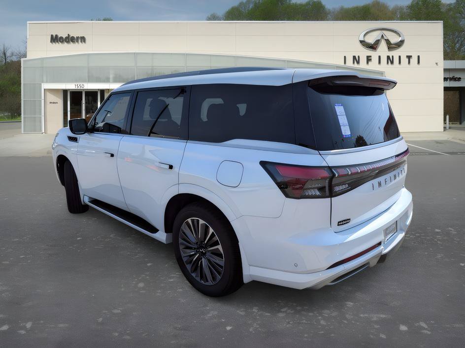 Certified 2026 INFINITI QX80 Luxe w/ Cargo Package AWD/4WD image 6