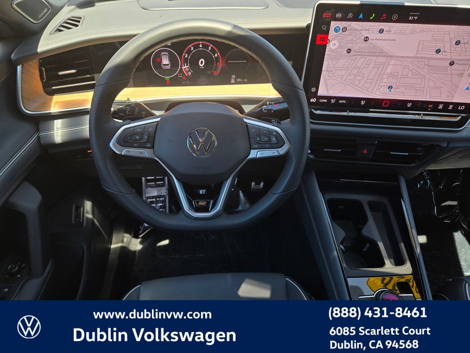 New 2026 Volkswagen Tiguan SEL R-Line AWD/4WD image 11