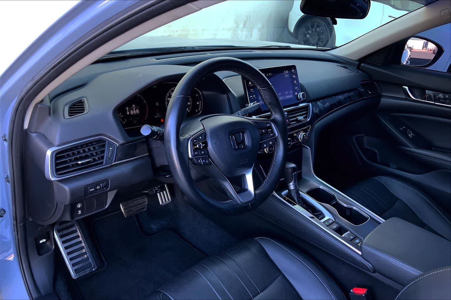 Used 2021 Honda Accord Sport Special Edition image 2
