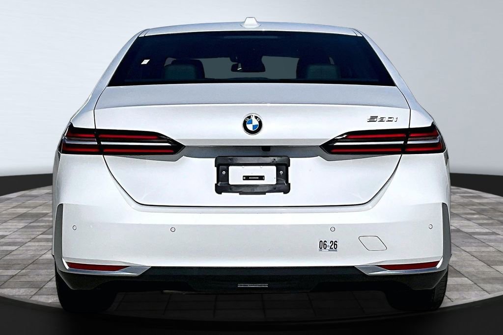 Used 2024 BMW 530i RWD image 23