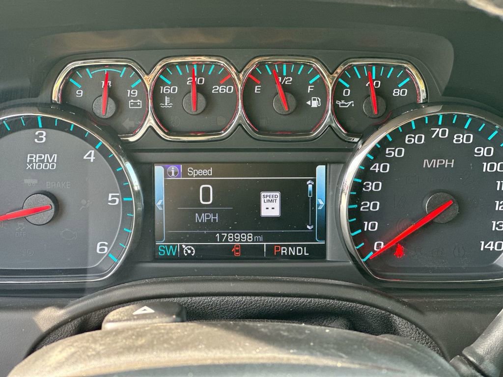 Used 2018 Chevrolet Suburban Premier w/ Max Trailering Package image 62