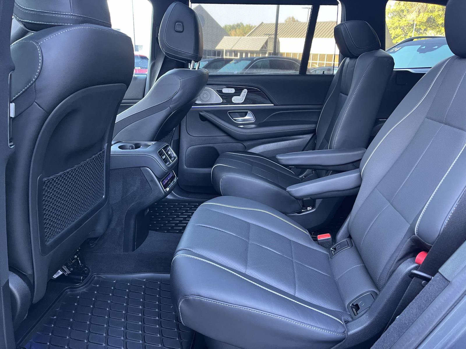 Certified 2026 Mercedes-Benz GLS 580 4MATIC image 47