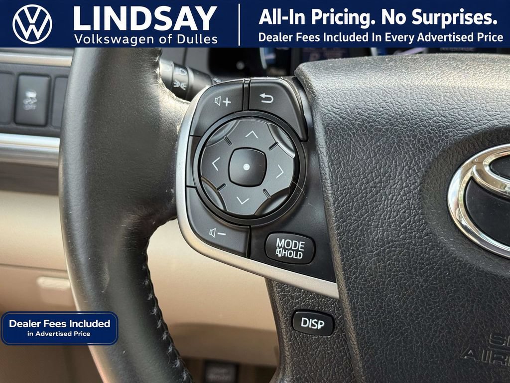 Used 2012 Toyota Camry XLE w/ Leather Pkg FWD image 22