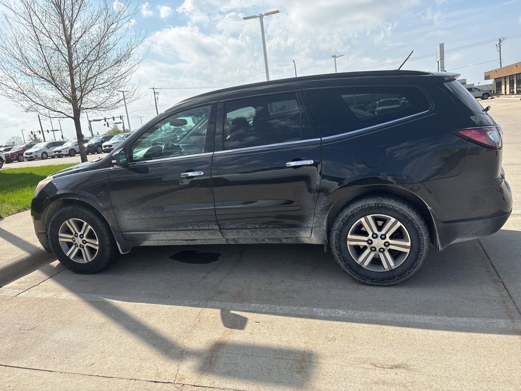 Used 2015 Chevrolet Traverse LT image 7