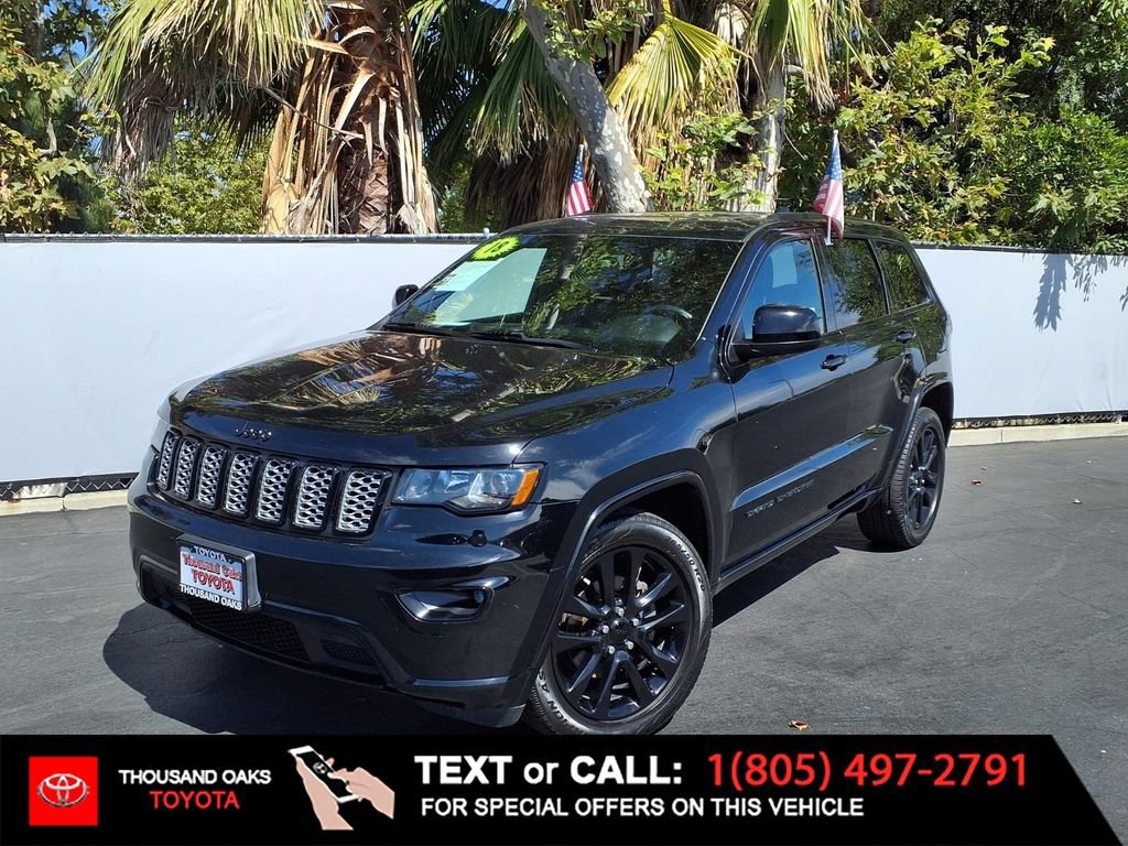 Used 2018 Jeep Grand Cherokee Altitude RWD image 1