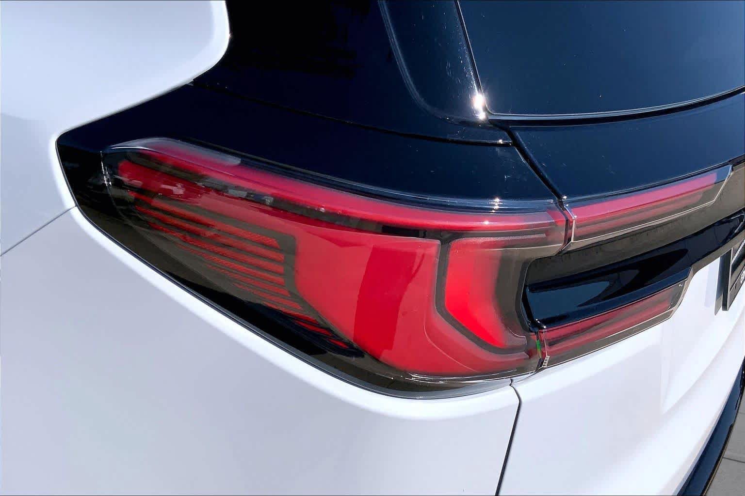 Used 2026 GMC Acadia Denali w/ Super Cruise Package FWD image 29