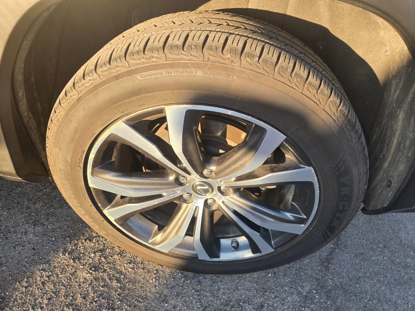 Used 2019 Lexus RX 450h AWD image 34