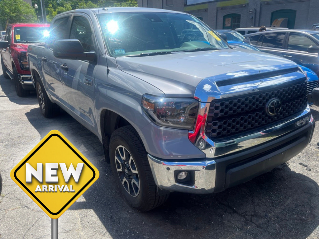 Used 2019 Toyota Tundra SR5 w/ TRD Off Road Package AWD/4WD image 1
