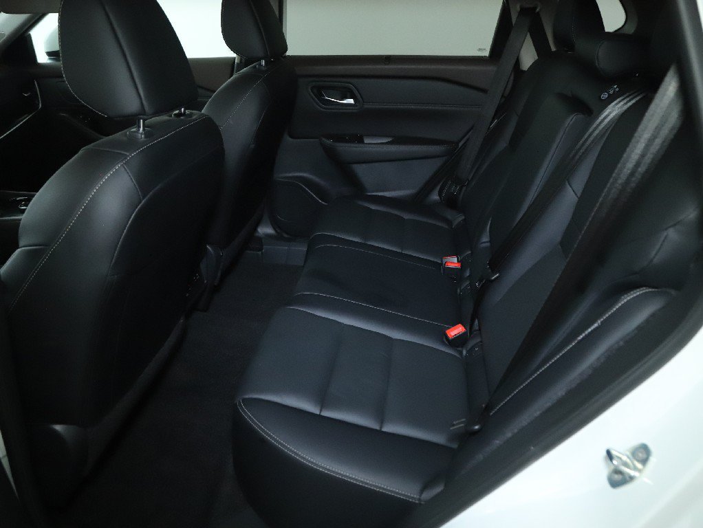 Certified 2023 Nissan Rogue SL AWD/4WD image 14
