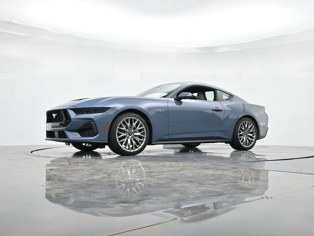 Used 2025 Ford Mustang GT Premium RWD image 13