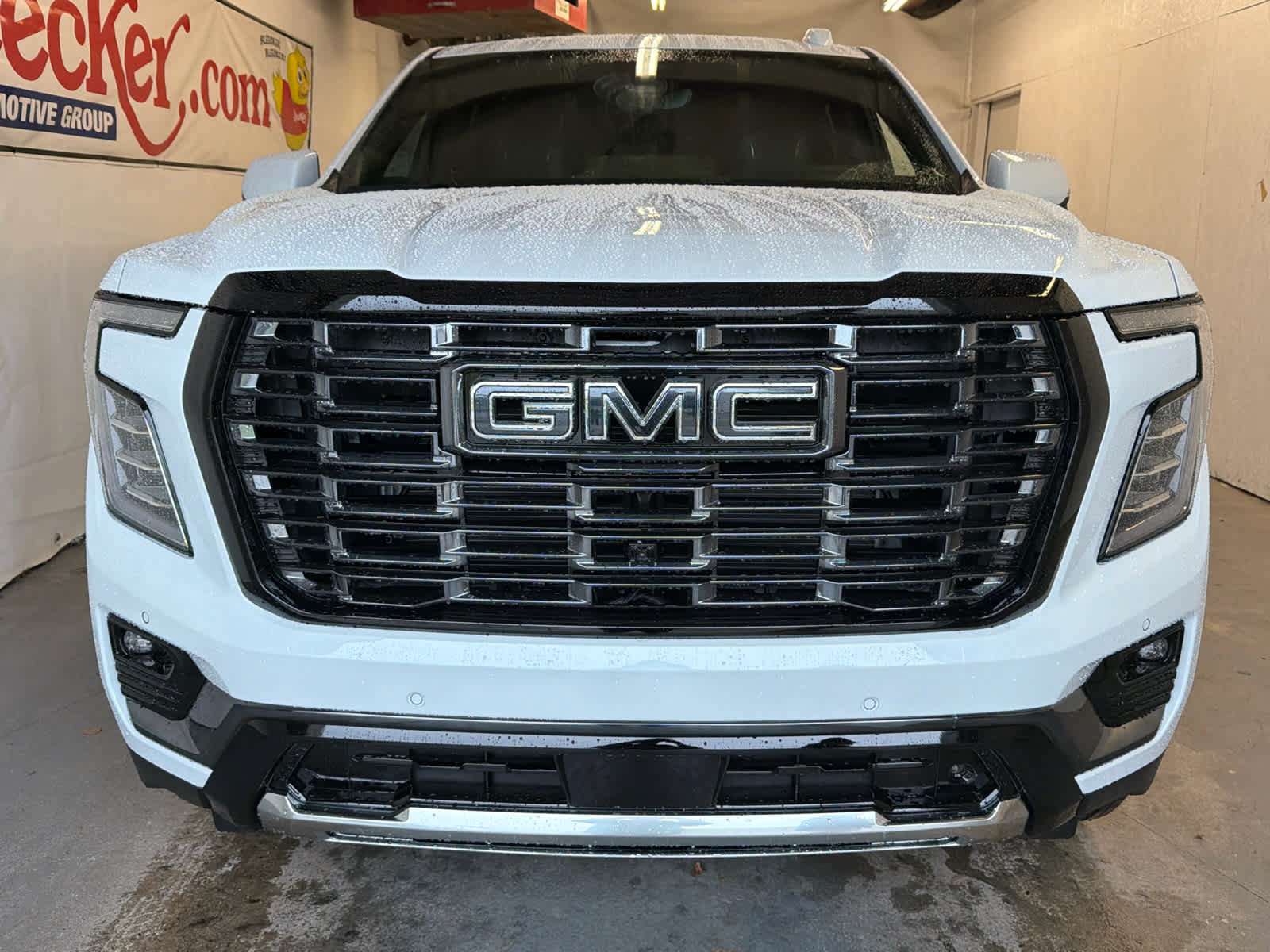 New 2026 GMC Yukon Denali Ultimate AWD/4WD image 3